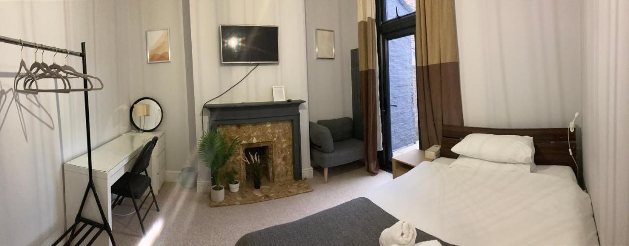 Cozy Private Room Лондон Экстерьер фото
